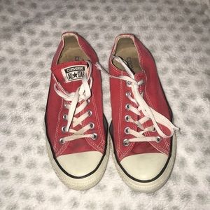 Red Converse!